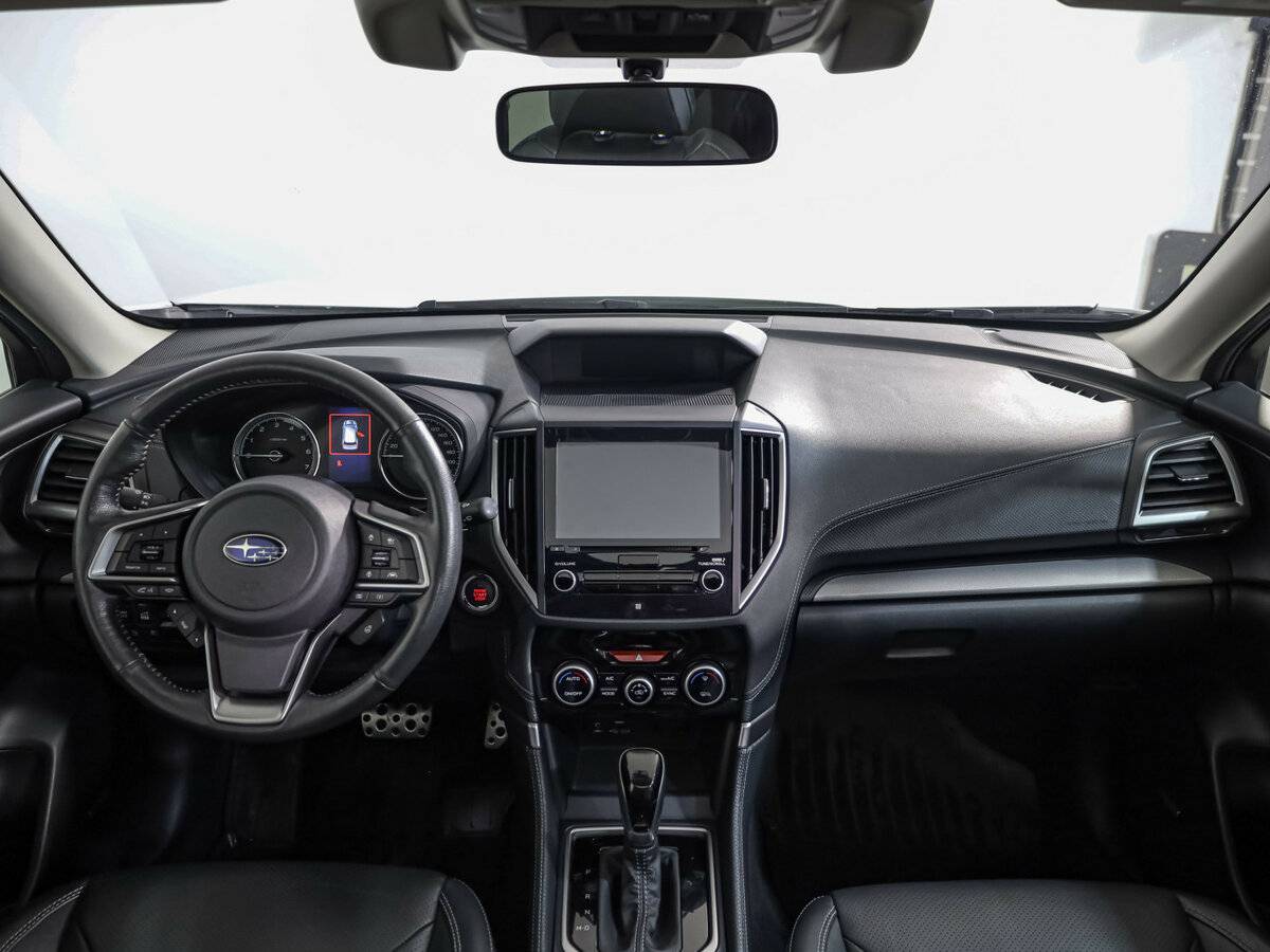 Subaru Forester 2018 года с пробегом. Фото: #9