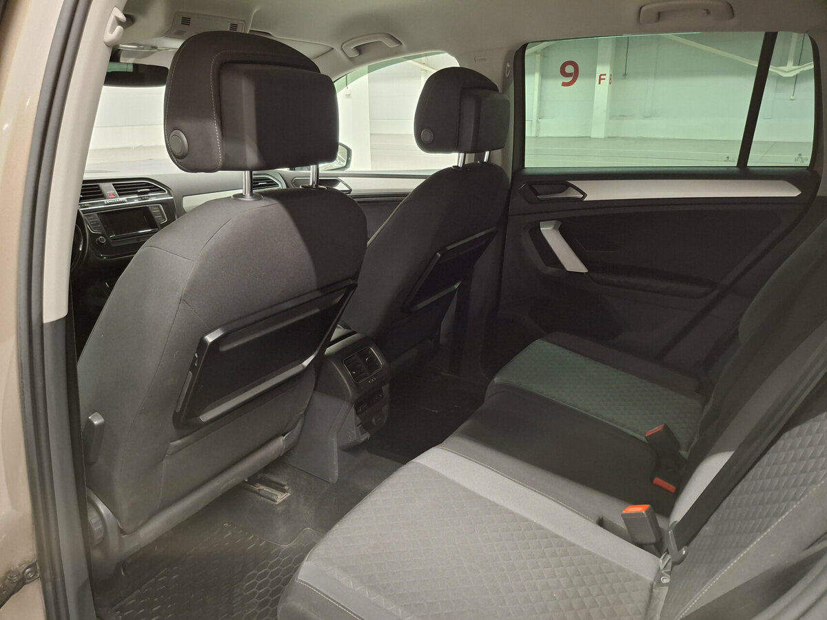 Volkswagen Tiguan 2017 года с пробегом. Фото: #11