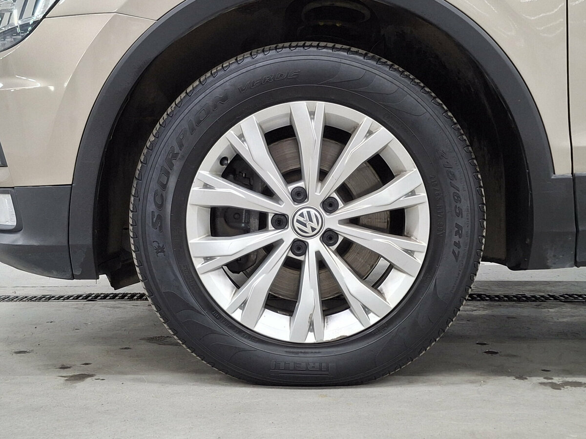 Volkswagen Tiguan 2017 года с пробегом. Фото: #17