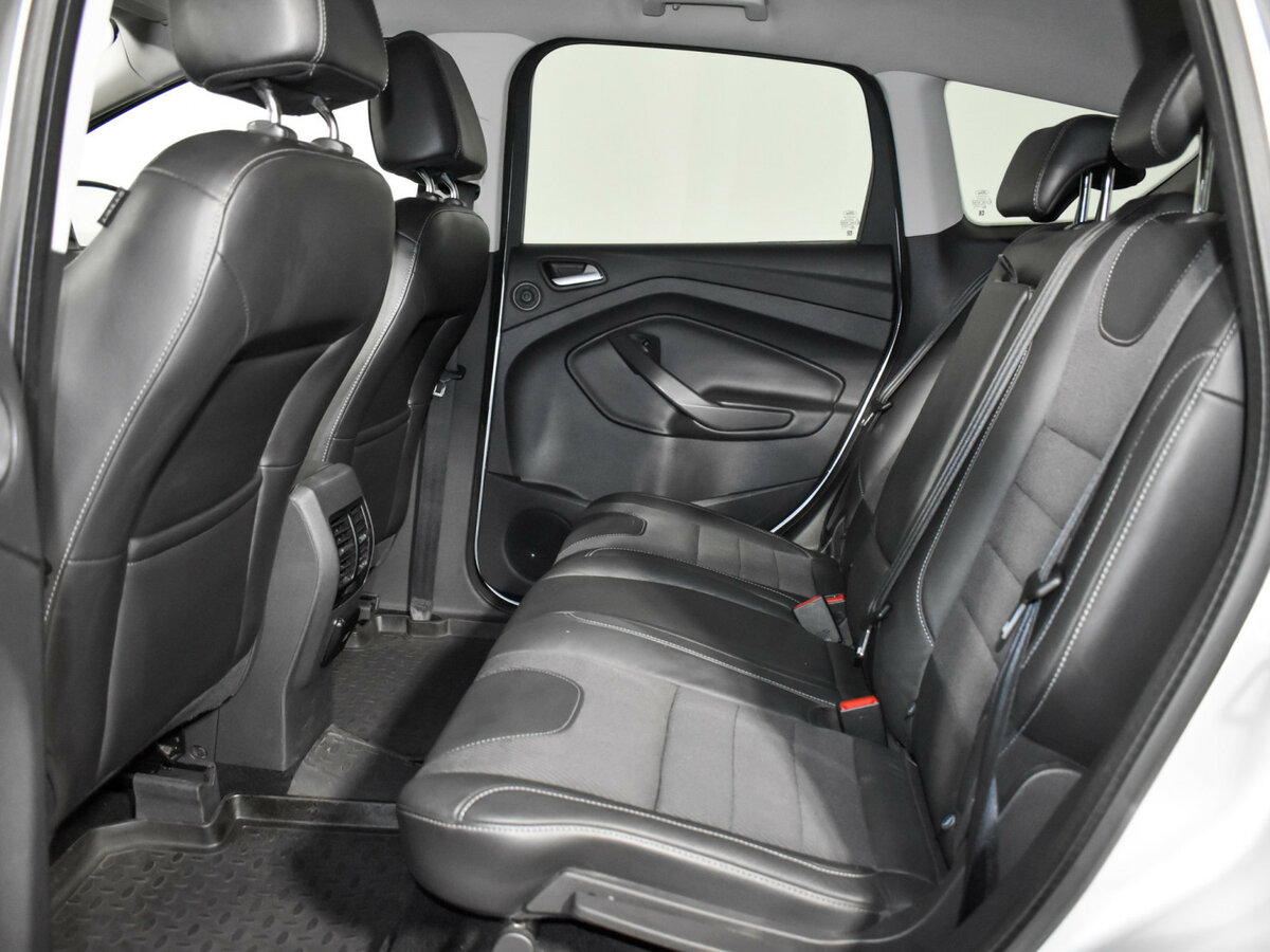 Ford Kuga 2013 года с пробегом. Фото: #9