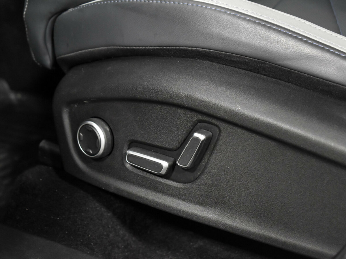 Geely Atlas 2024 года с пробегом. Фото: #7