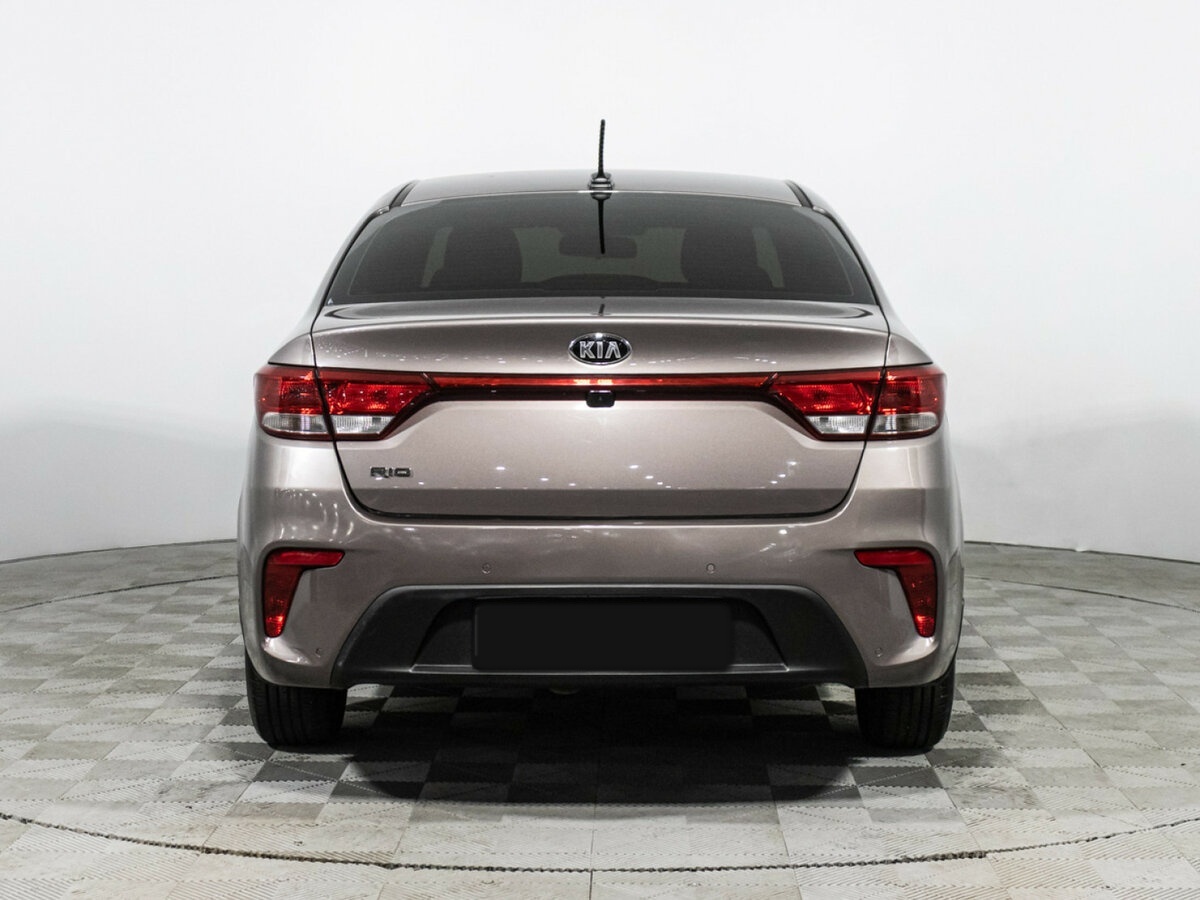 Б/У Киа Рио 2018 года. Фото: #5