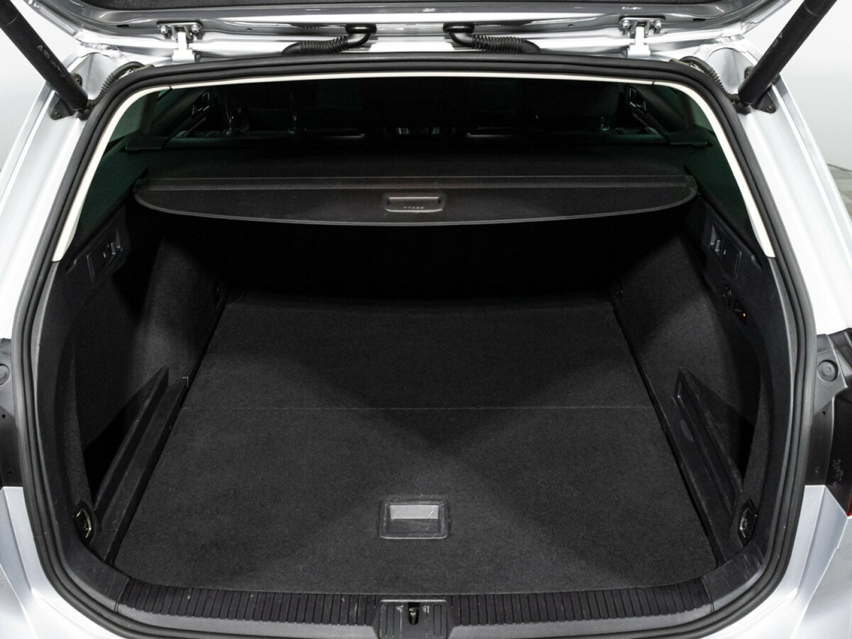 Б/У Фольксваген Пассат 2017 года. Фото: #20