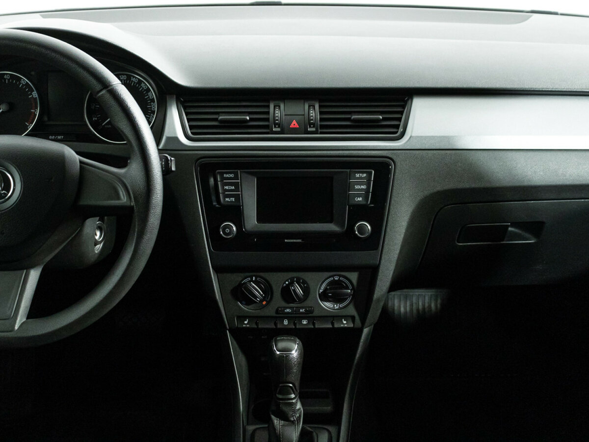 Skoda Rapid 2015 года с пробегом. Фото: #13