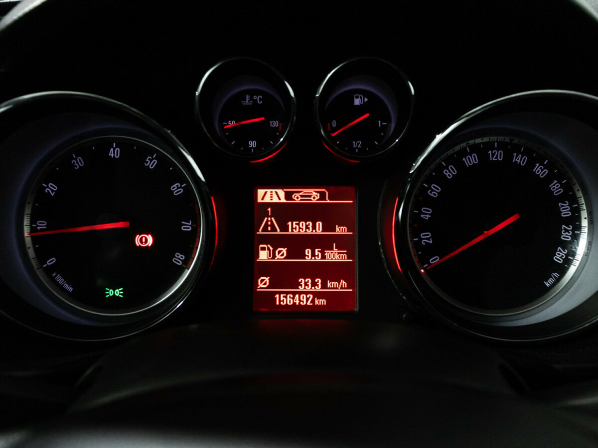 Б/У Опель Инсигния 2014 года. Фото: #10