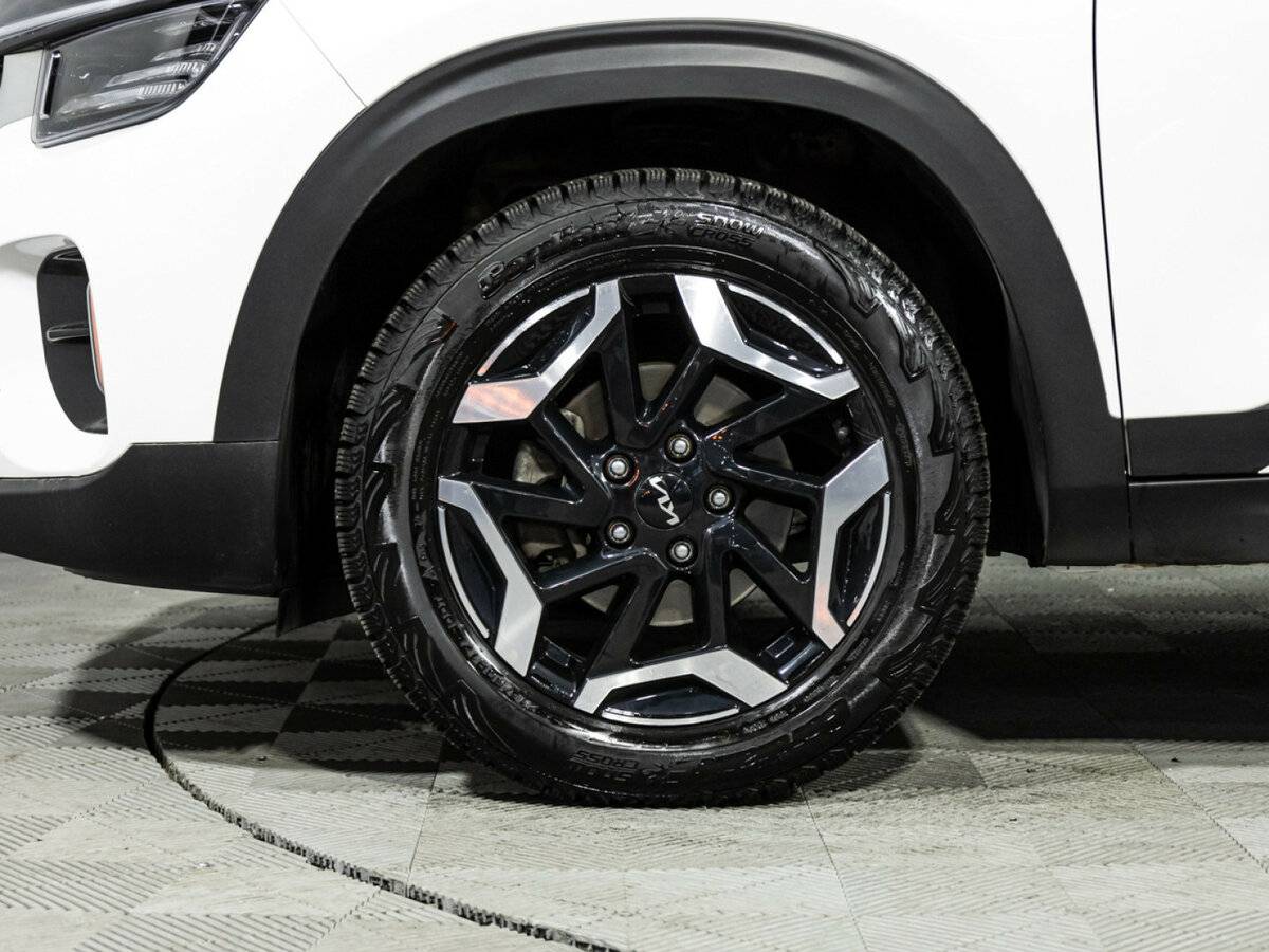 Kia Seltos 2024 года с пробегом. Фото: #8