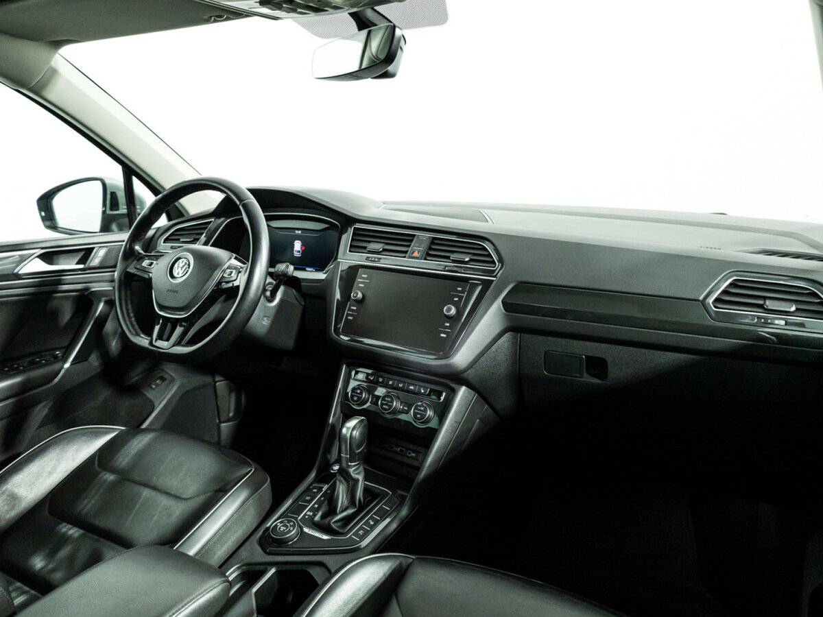 Volkswagen Tiguan 2018 года с пробегом. Фото: #8