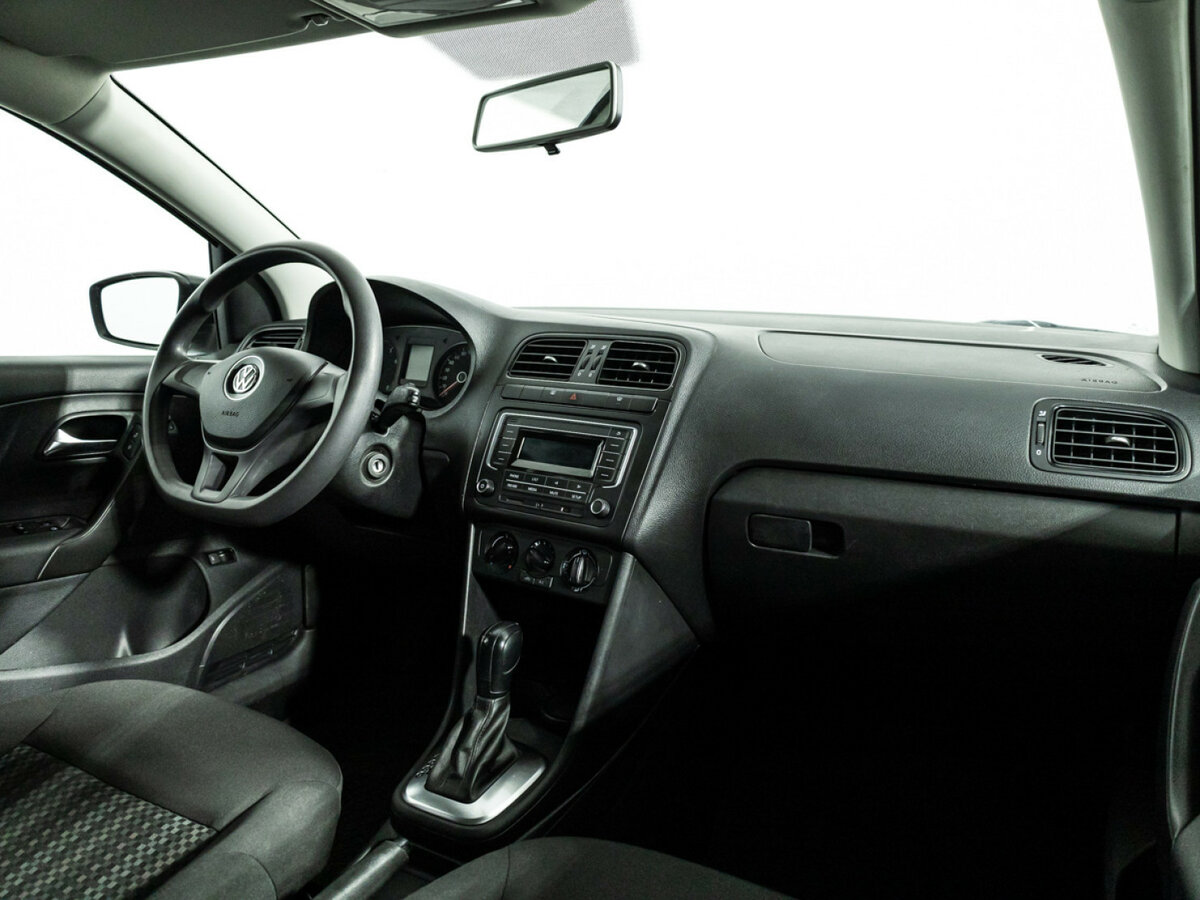 Б/У Фольксваген Поло 2019 года. Фото: #8