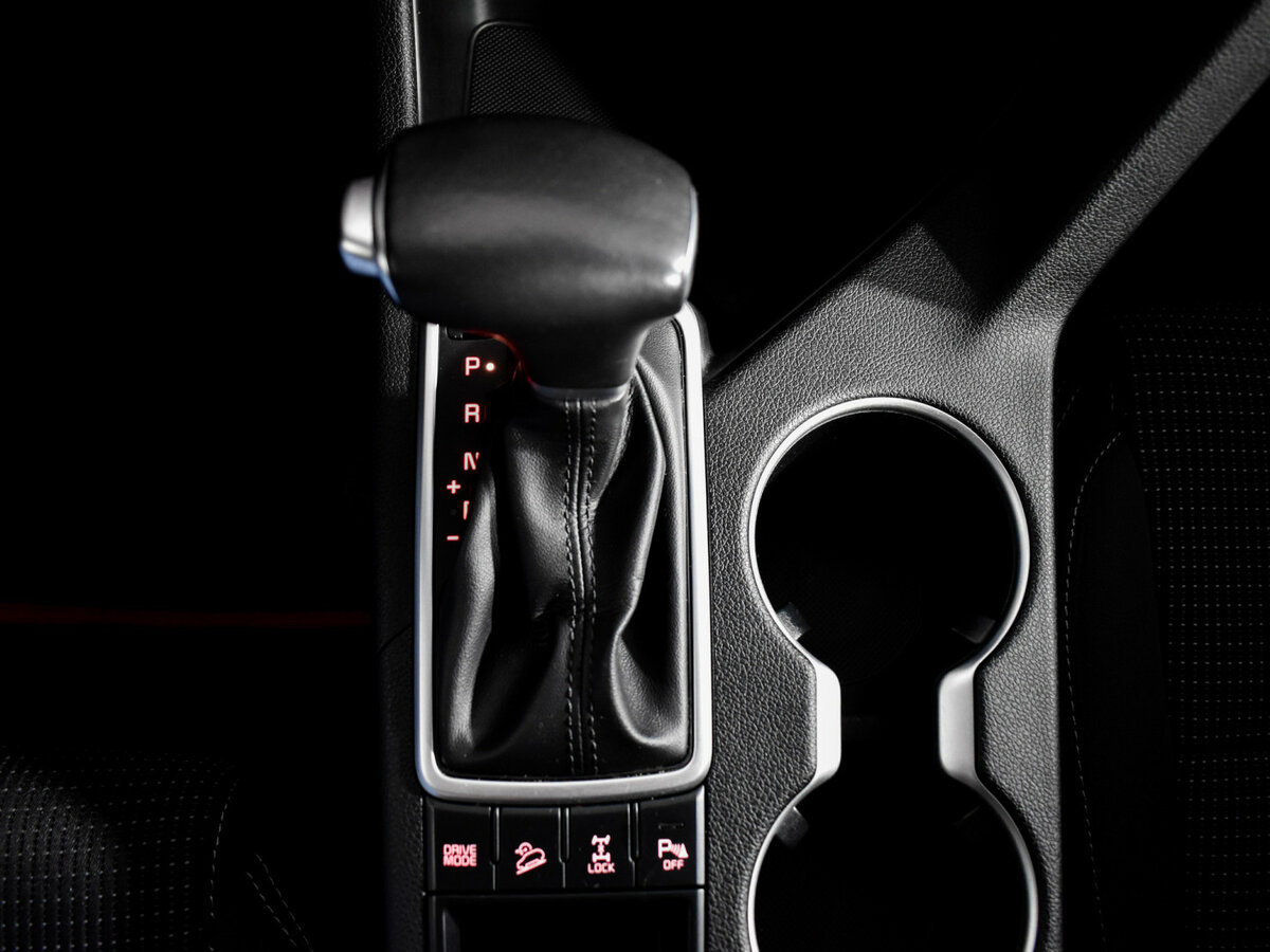 Б/У Киа Спортейдж 2017 года. Фото: #16