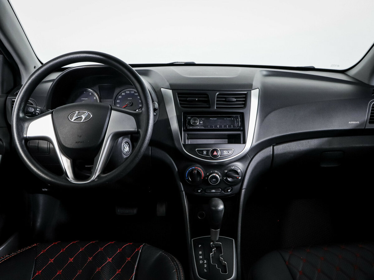 Б/У Хендай Солярис 2013 года. Фото: #9