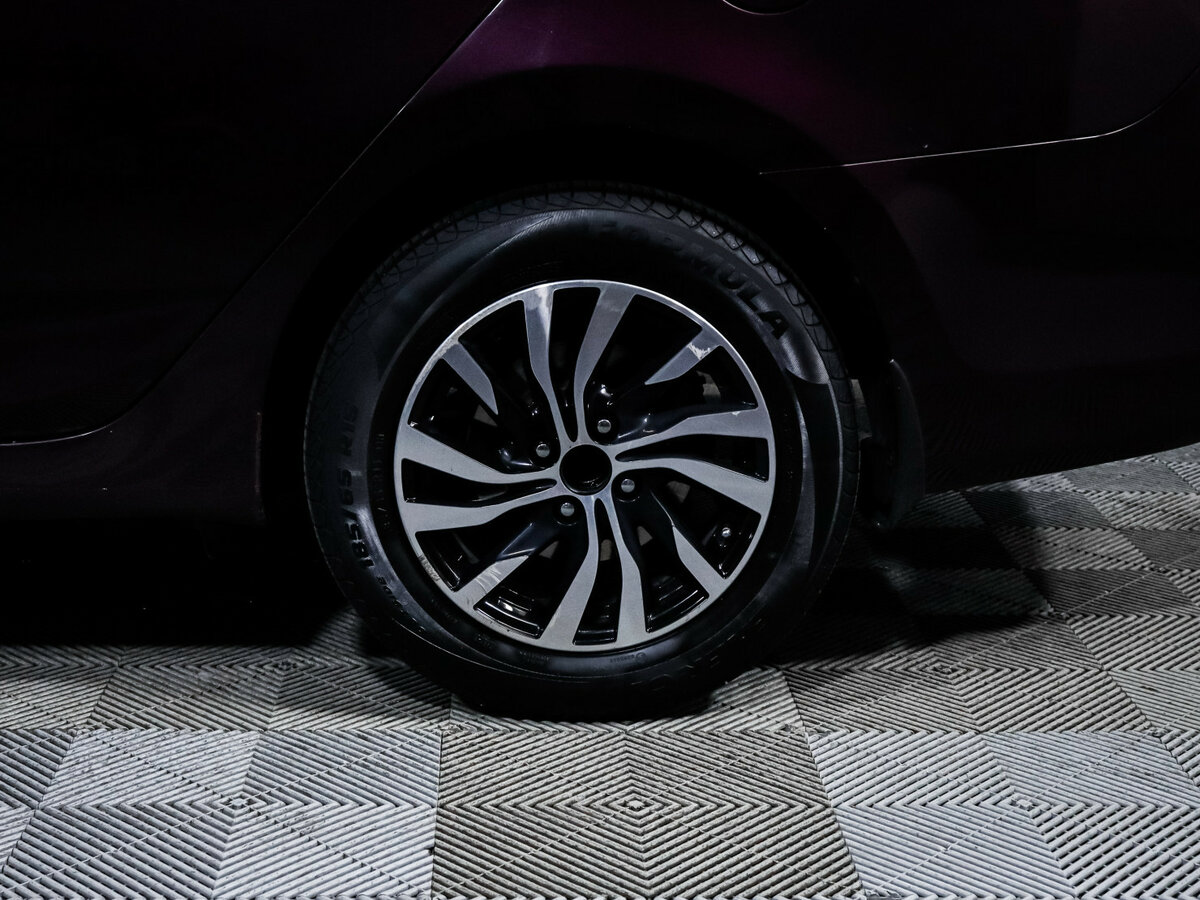 Б/У Хендай Солярис 2013 года. Фото: #12