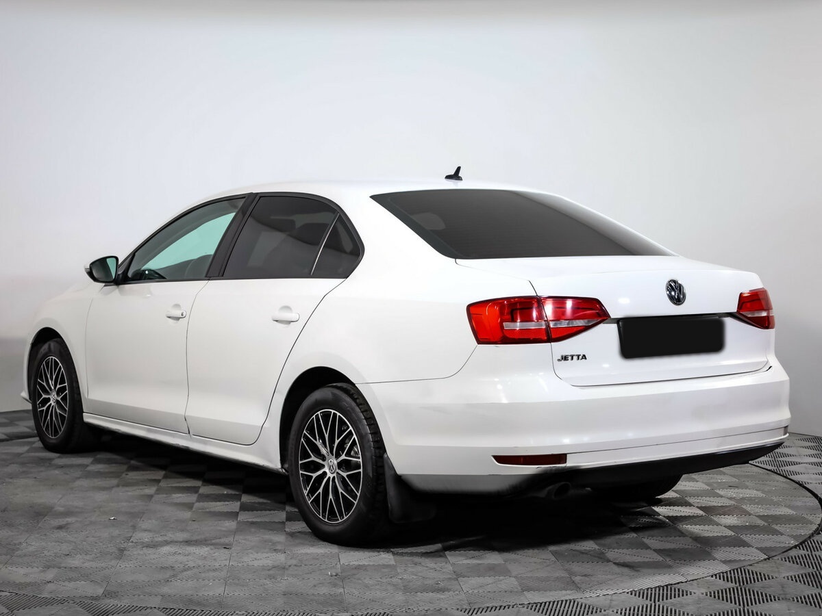 Volkswagen Jetta 2015 года с пробегом. Фото: #5