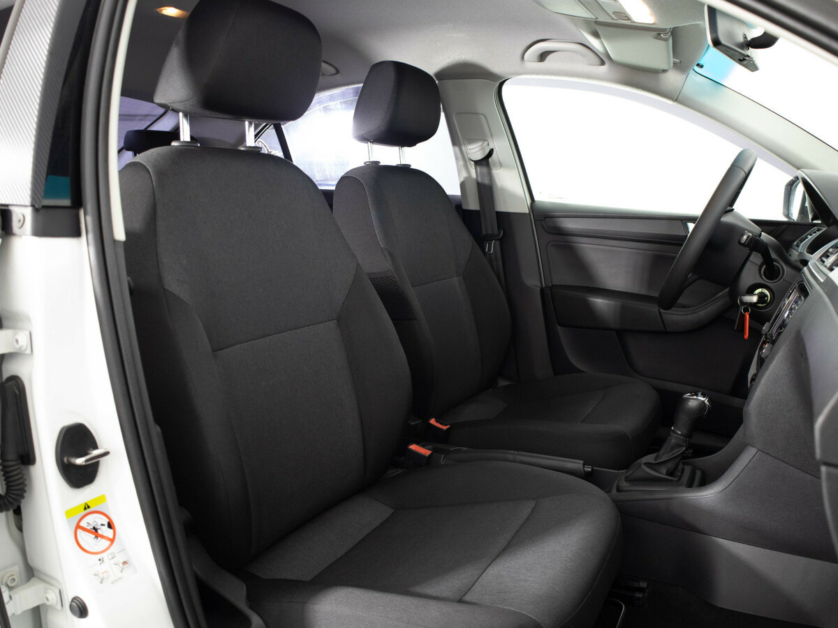 Skoda Rapid 2019 года с пробегом. Фото: #15