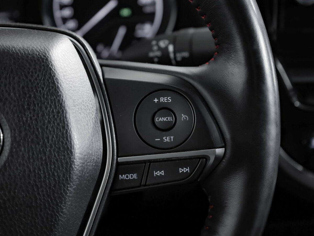 Toyota Camry 2021 года с пробегом. Фото: #11