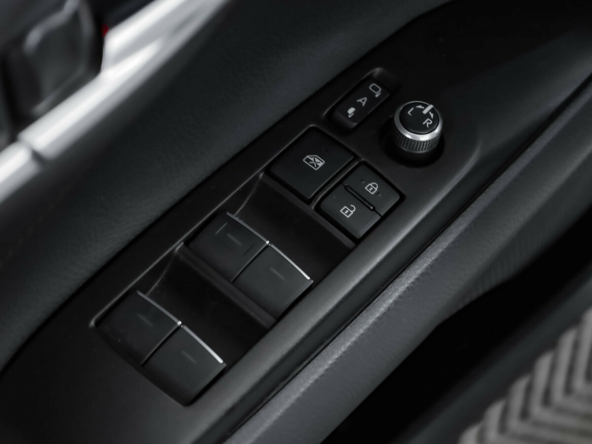 Toyota Camry 2021 года с пробегом. Фото: #19