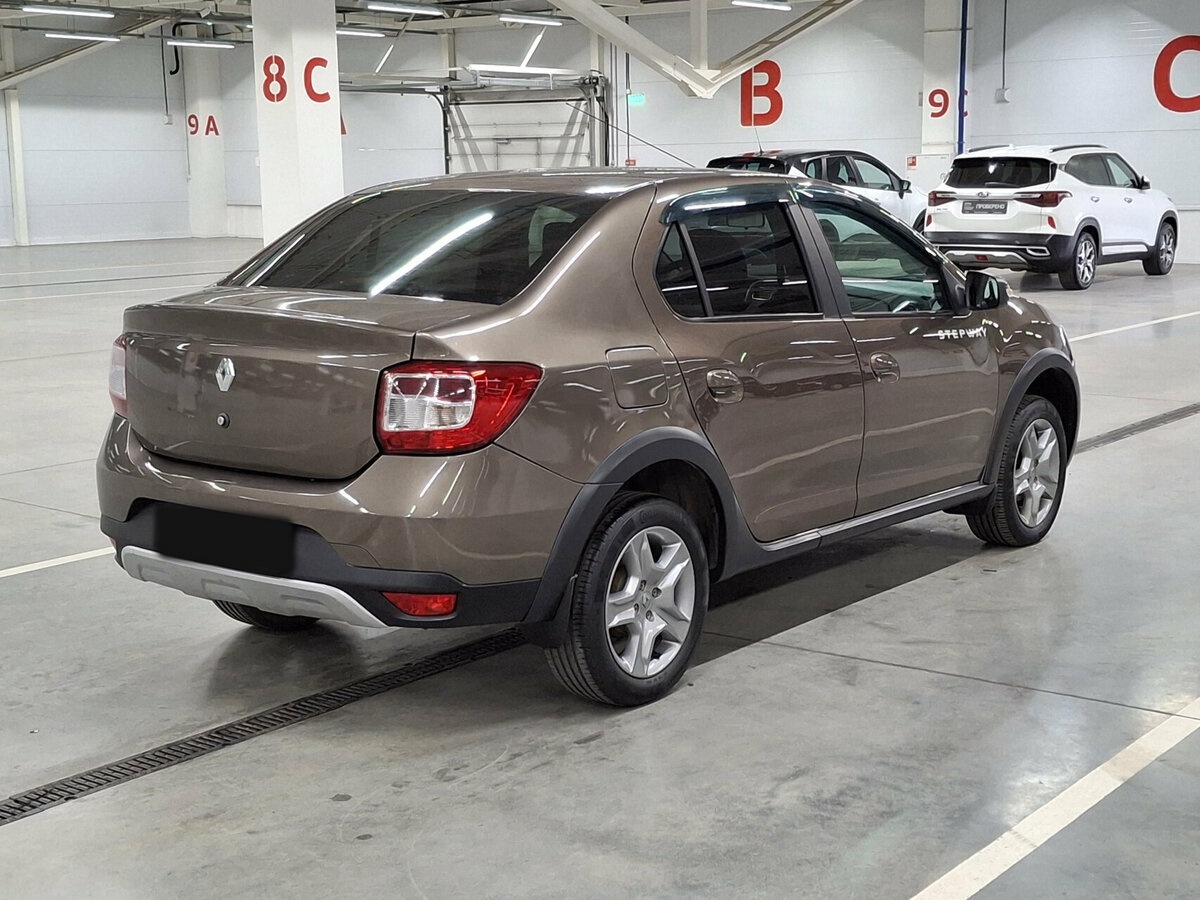 Б/У Рено Логан 2020 года. Фото: #4