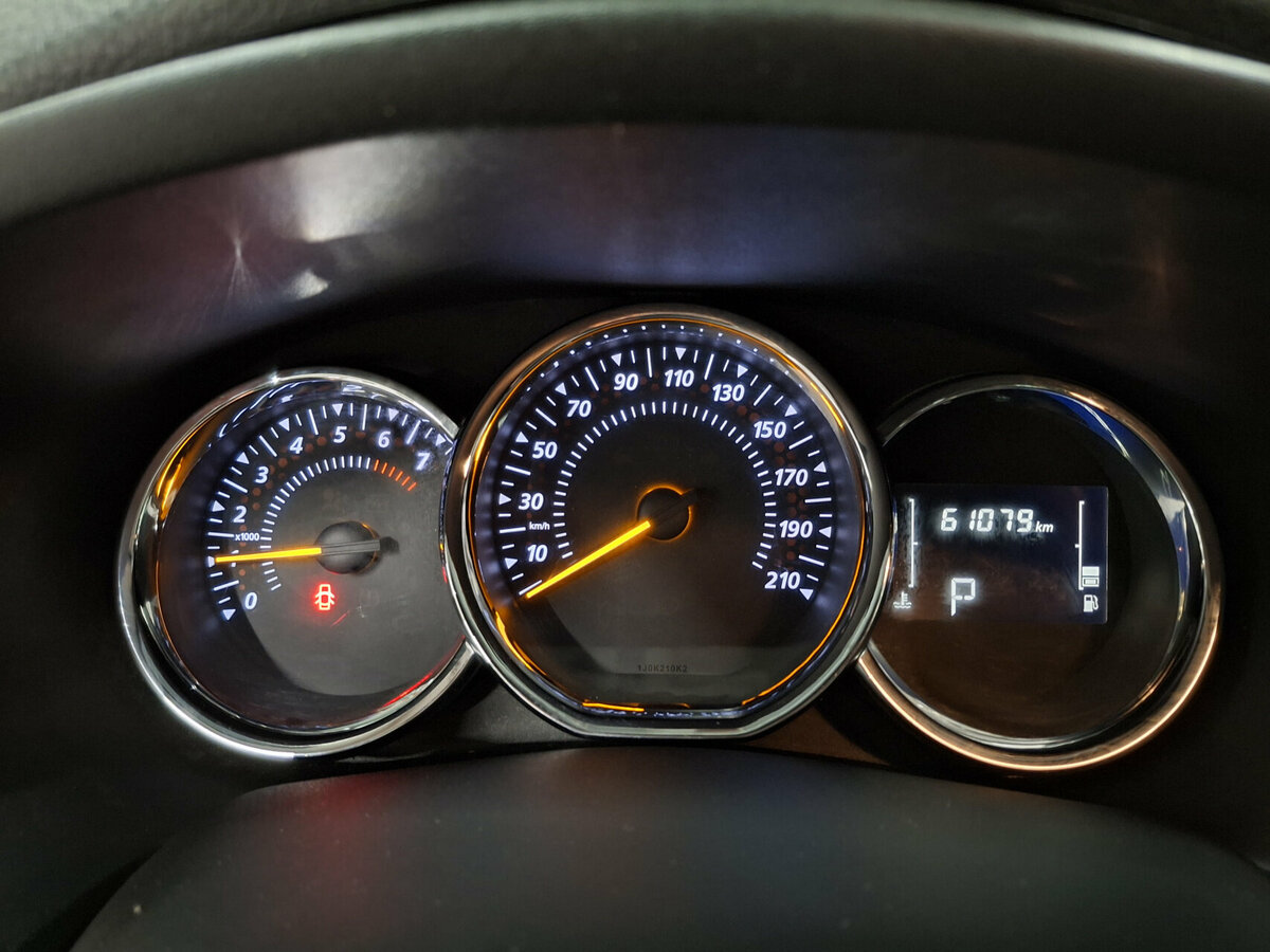 Б/У Рено Логан 2020 года. Фото: #12