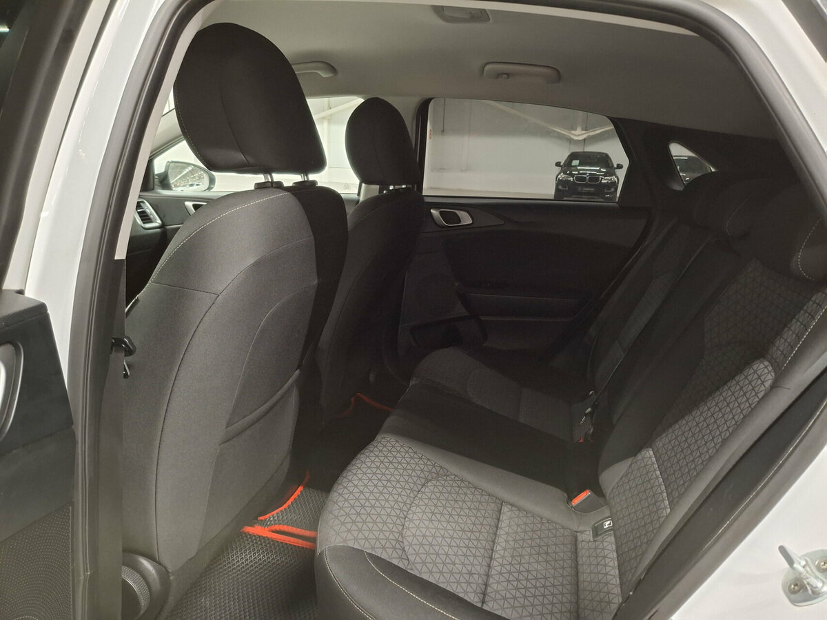 Kia Ceed 2019 года с пробегом. Фото: #11