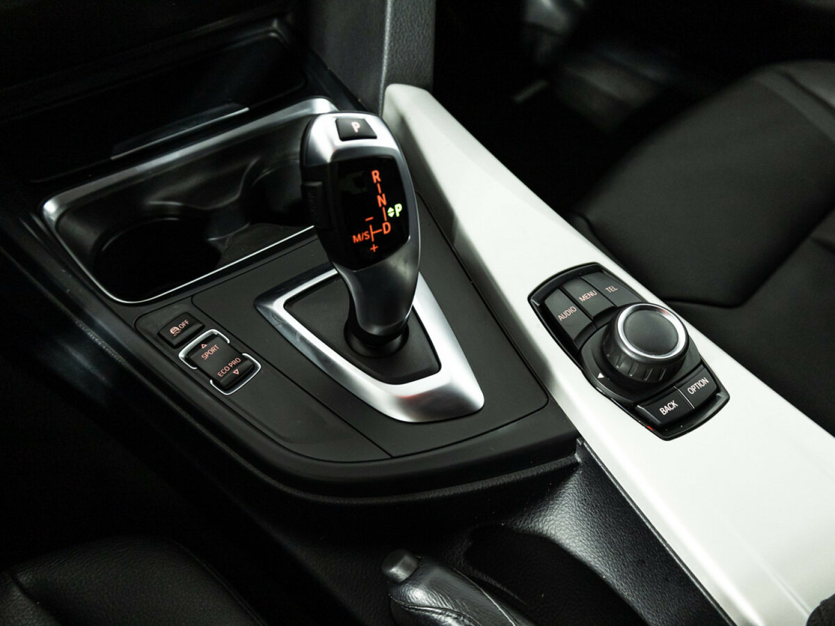 BMW 3 серии 2015 года с пробегом. Фото: #19