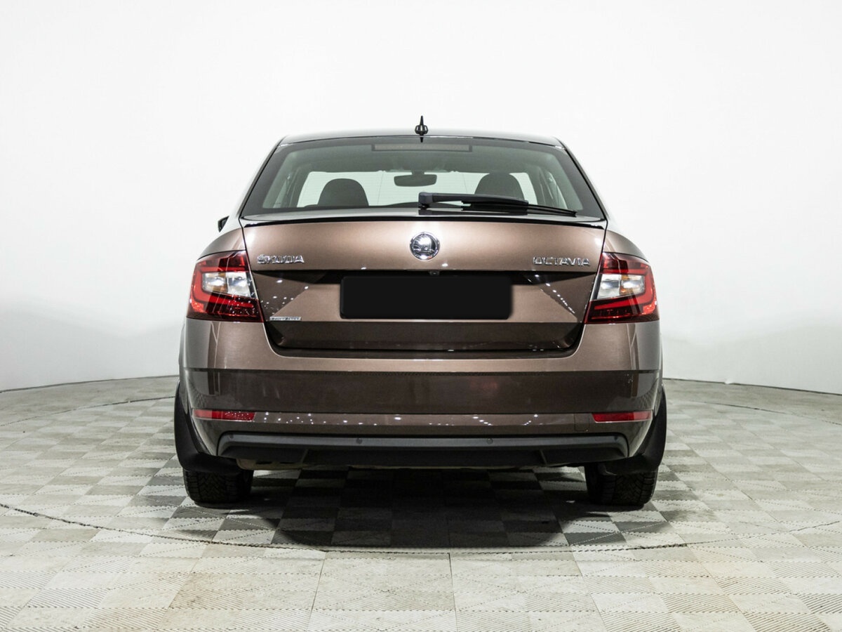 Skoda Octavia 2017 года с пробегом. Фото: #5