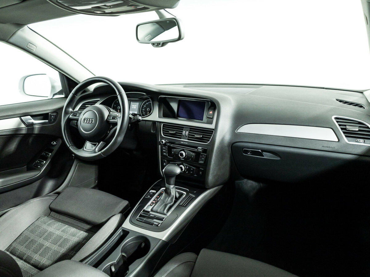 Audi A4 2014 года с пробегом. Фото: #8