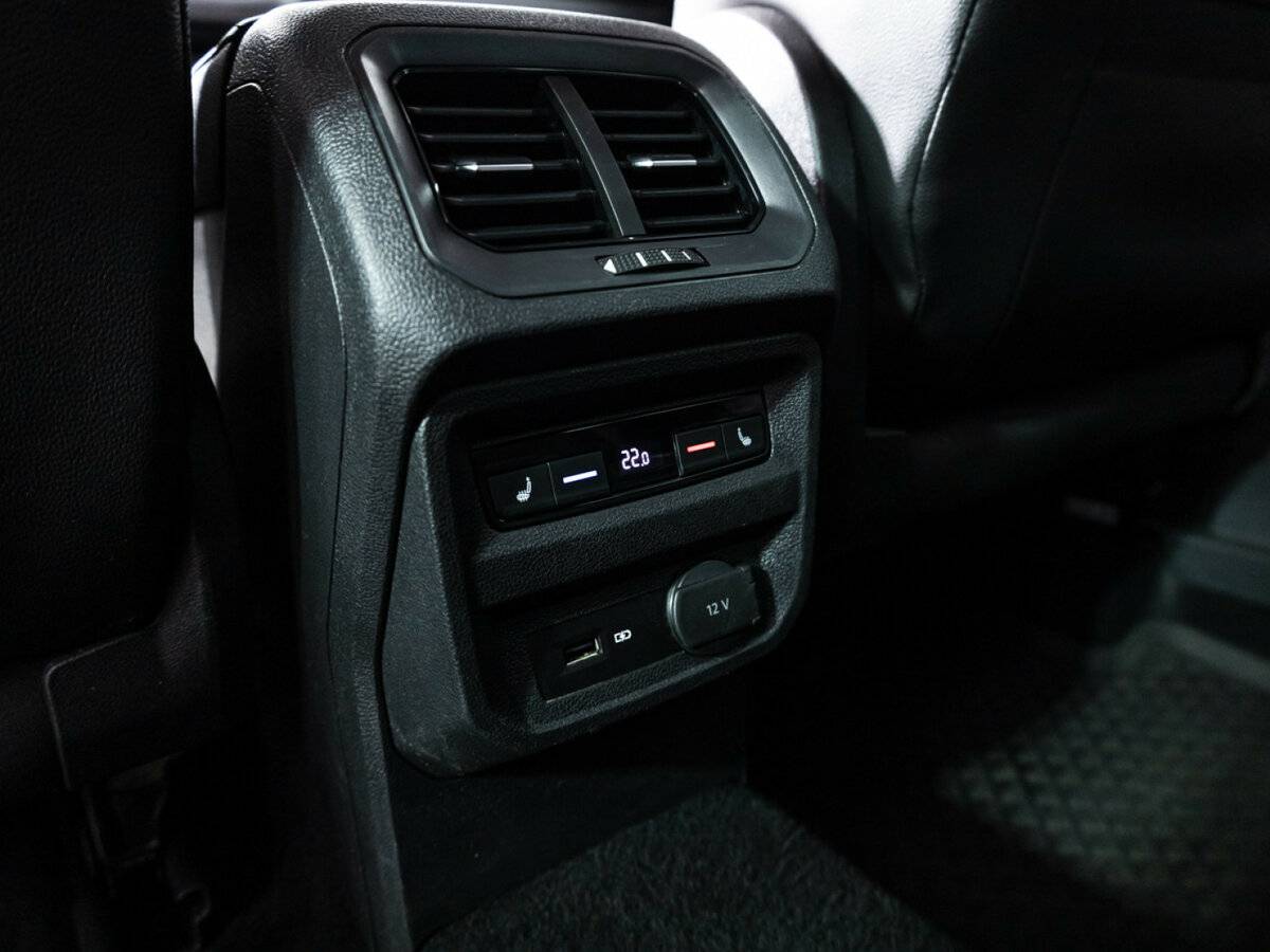 Volkswagen Tiguan 2018 года с пробегом. Фото: #18