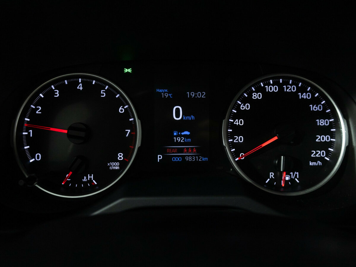 Toyota RAV4 2021 года с пробегом. Фото: #11