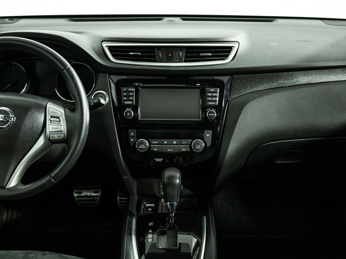 Б/У Ниссан Икс-Трейл 2016 года. Фото: #13