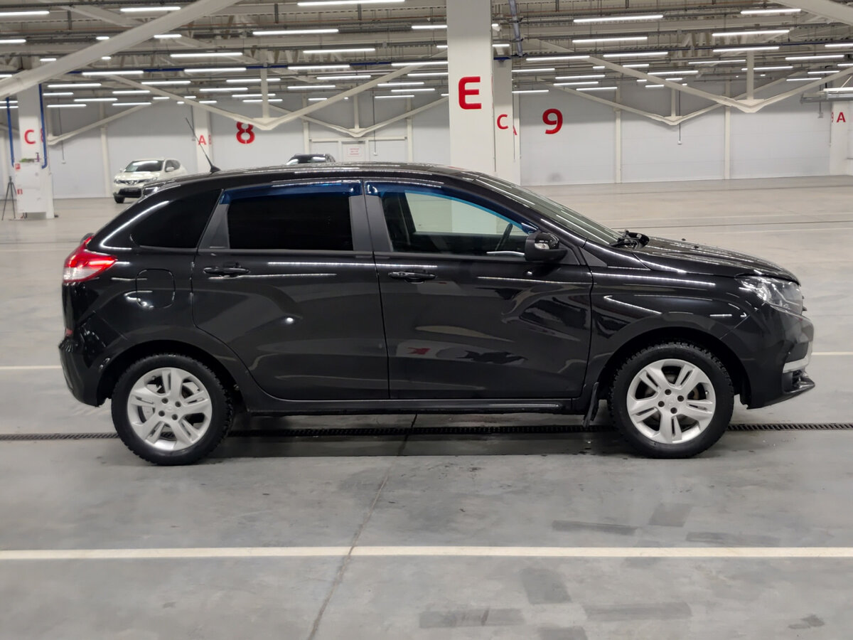 Б/У Лада (ВАЗ) ИКСРЭЙ 2018 года. Фото: #3