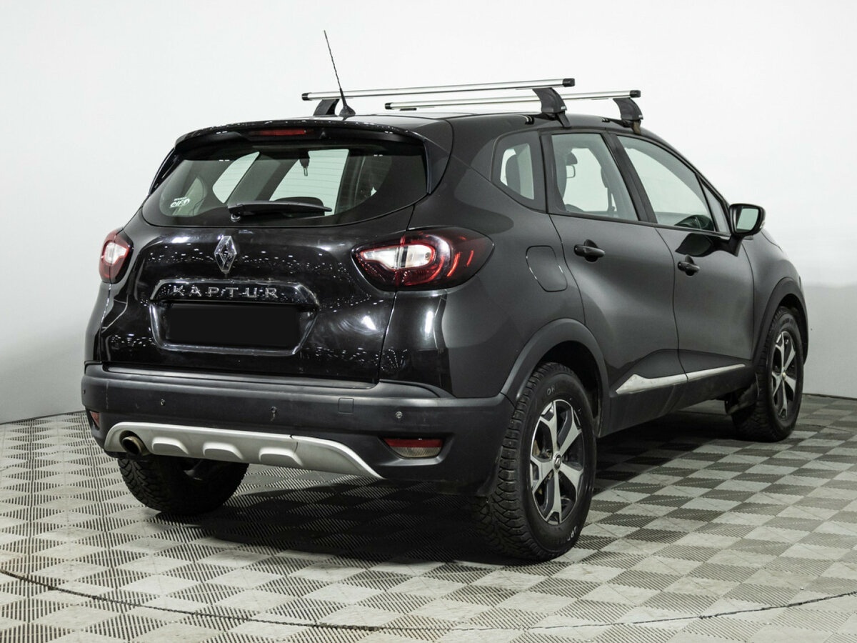 Б/У Рено Каптюр 2018 года. Фото: #4