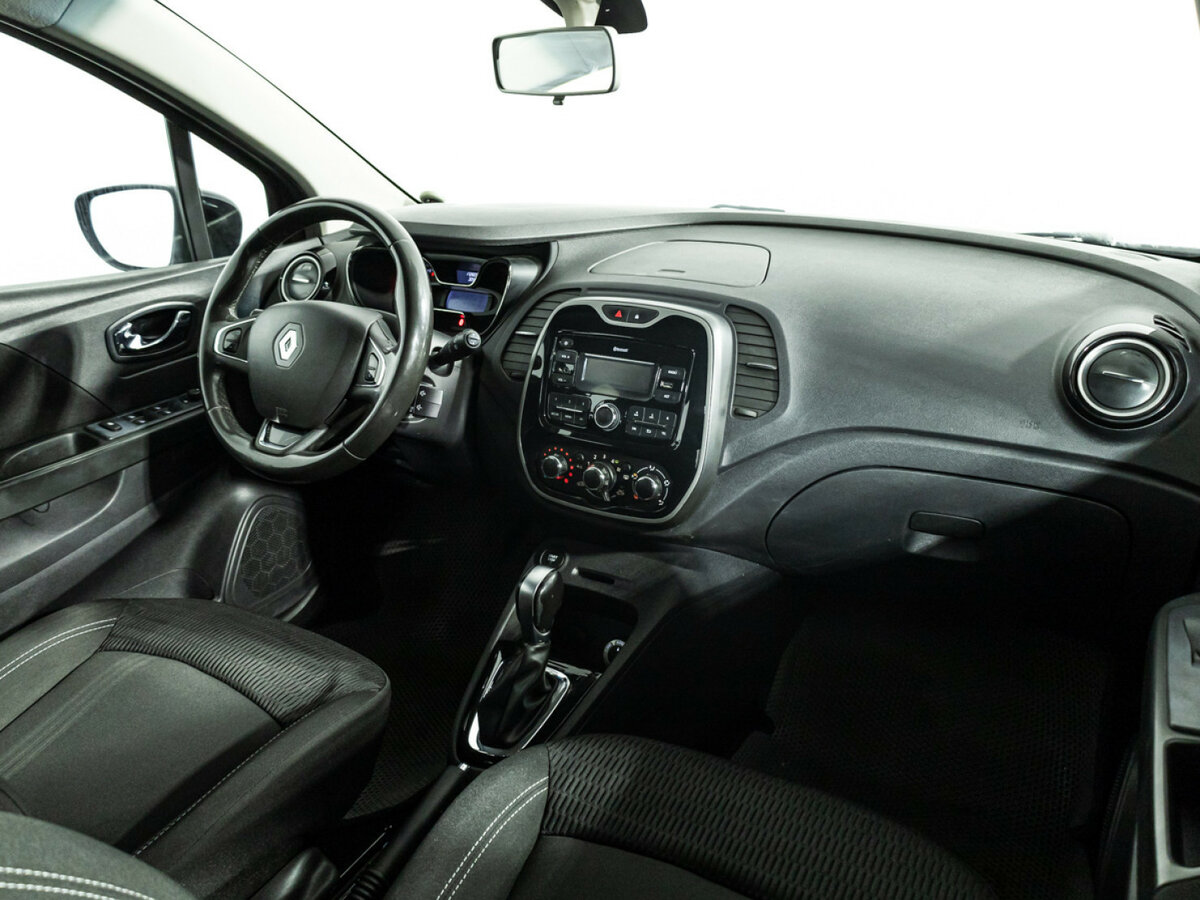 Б/У Рено Каптюр 2018 года. Фото: #8