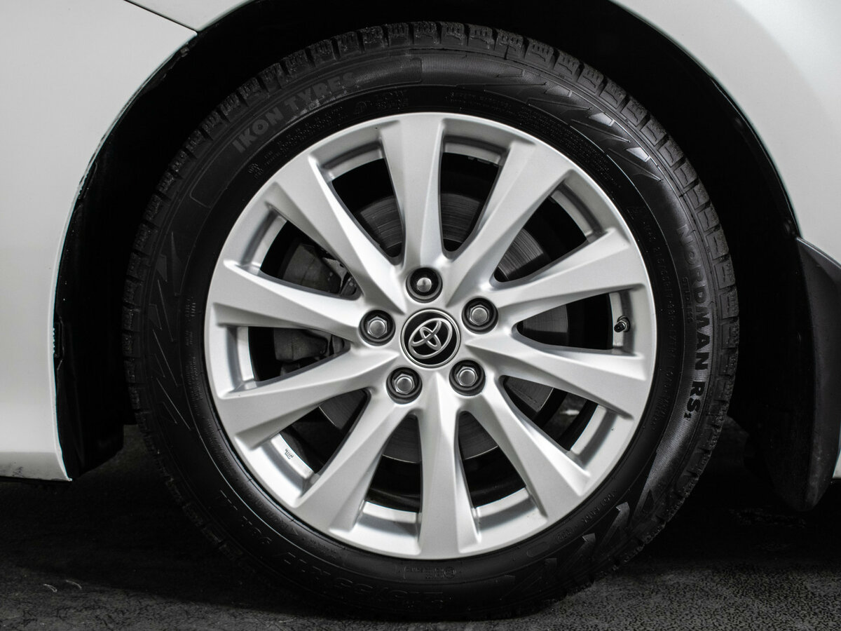 Toyota Camry 2020 года с пробегом. Фото: #14