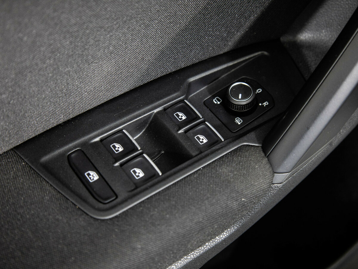 Volkswagen Tiguan 2018 года с пробегом. Фото: #14