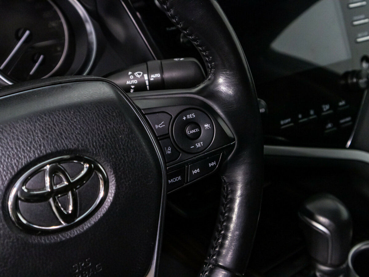 Toyota Camry 2019 года с пробегом. Фото: #22