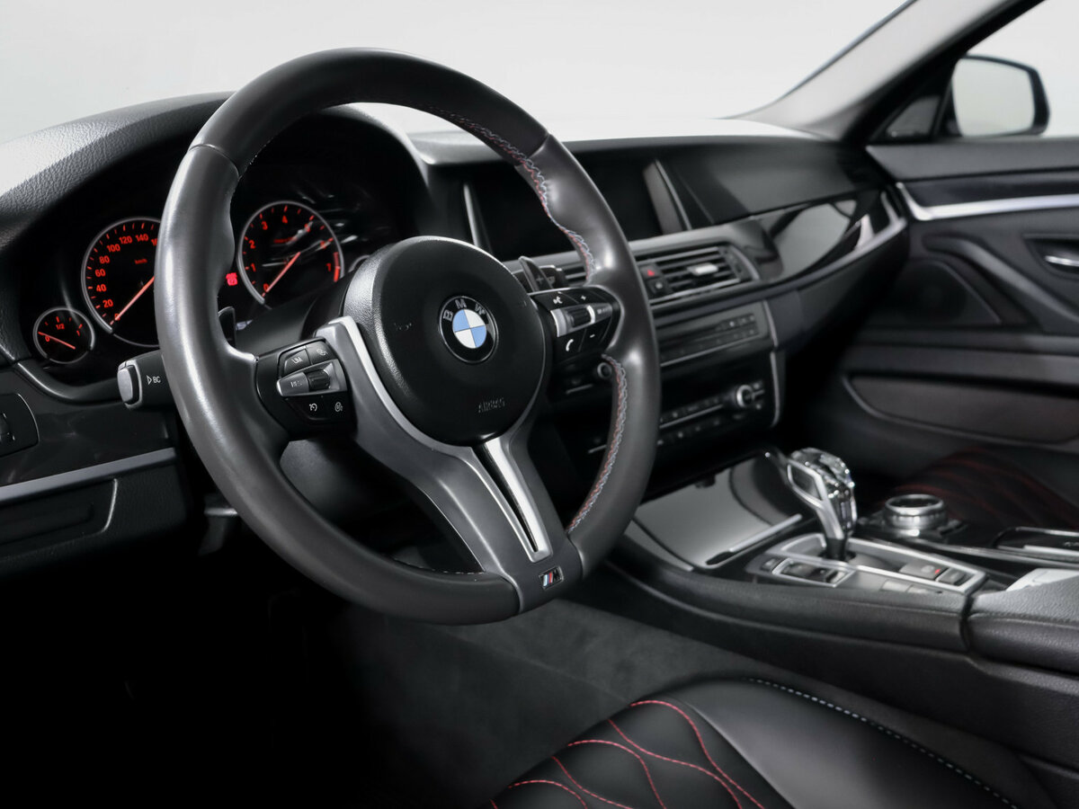 BMW 5 серии 2014 года с пробегом. Фото: #13