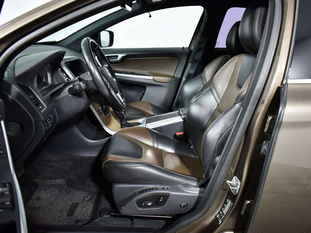 Volvo XC60 2017 года с пробегом. Фото: #8