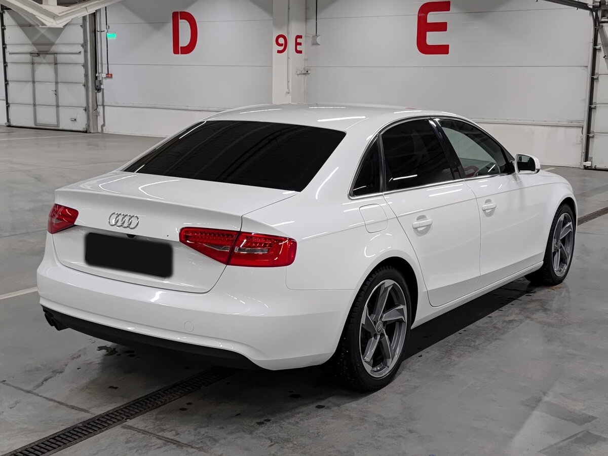 Audi A4 2012 года с пробегом. Фото: #4
