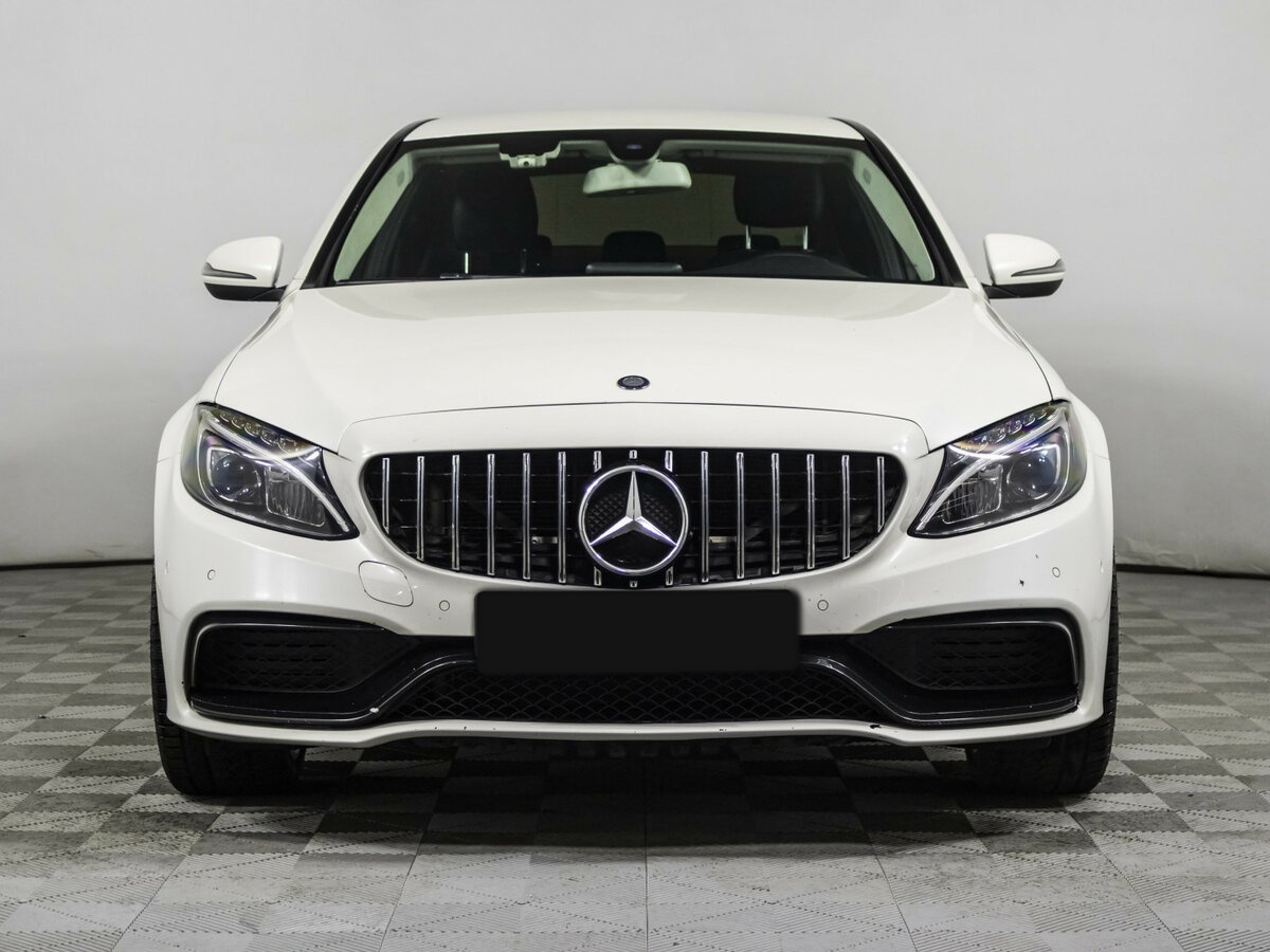Mercedes-Benz C-Класс 2017 года с пробегом. Фото: #1