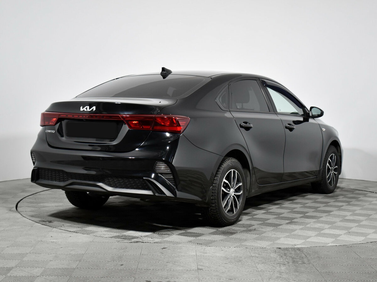 Kia Cerato 2022 года с пробегом. Фото: #4