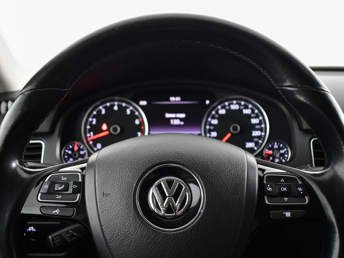 Volkswagen Touareg 2015 года с пробегом. Фото: #13