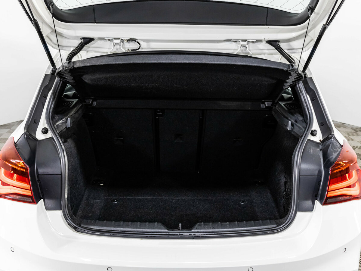 BMW 1 серии 2019 года с пробегом. Фото: #25