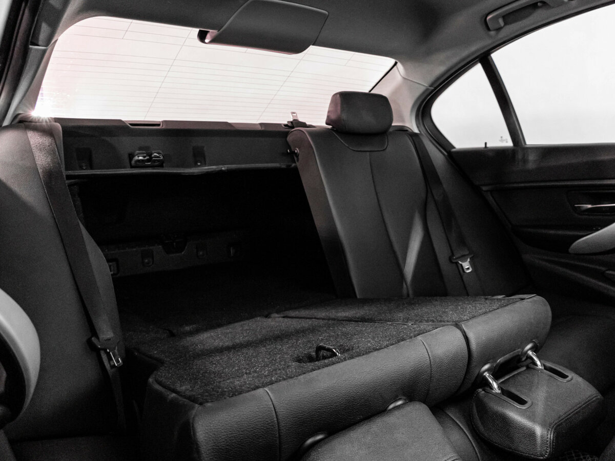 BMW 3 серии 2016 года с пробегом. Фото: #21