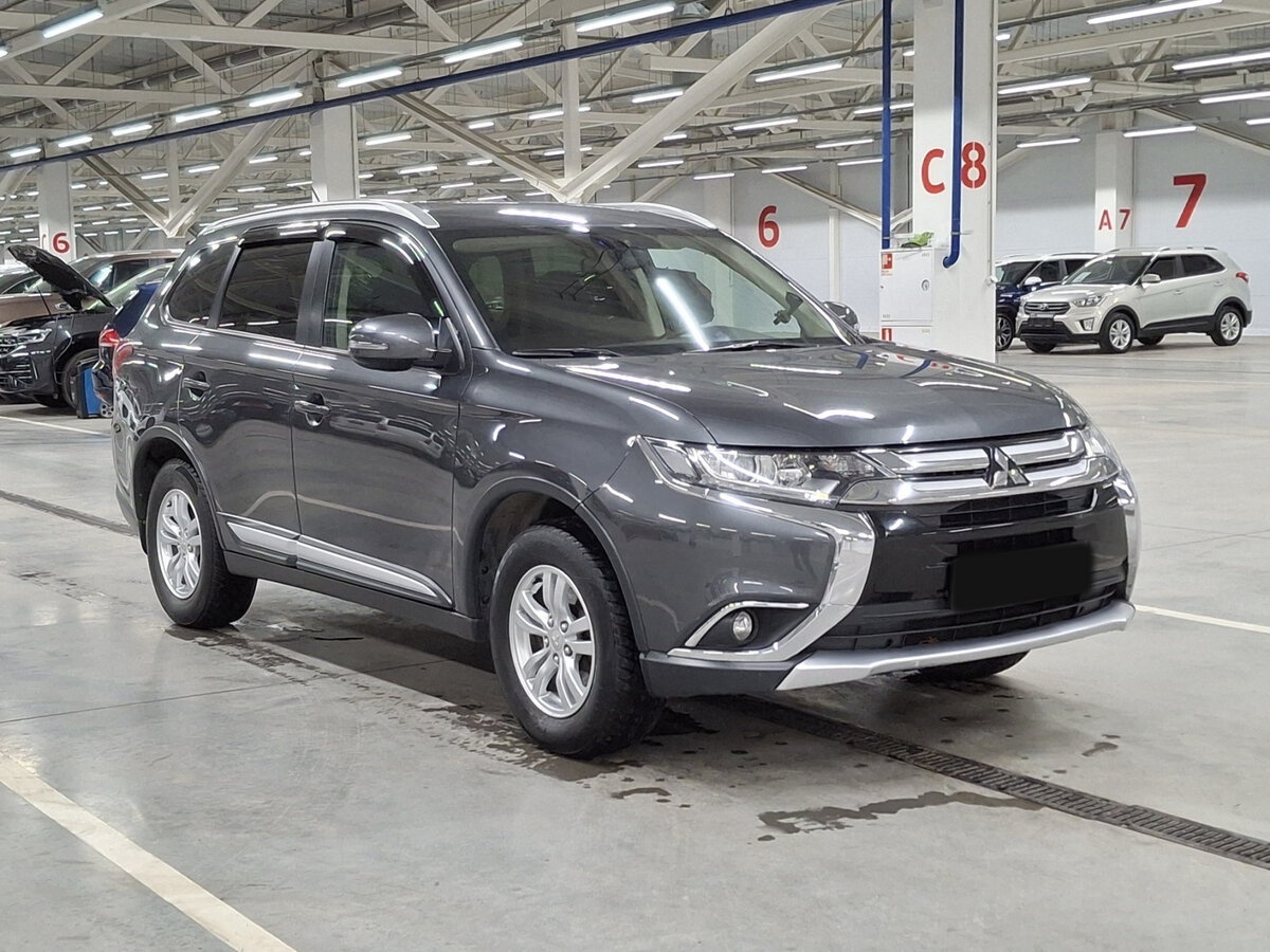 Mitsubishi Outlander 2015 года с пробегом. Фото: #2