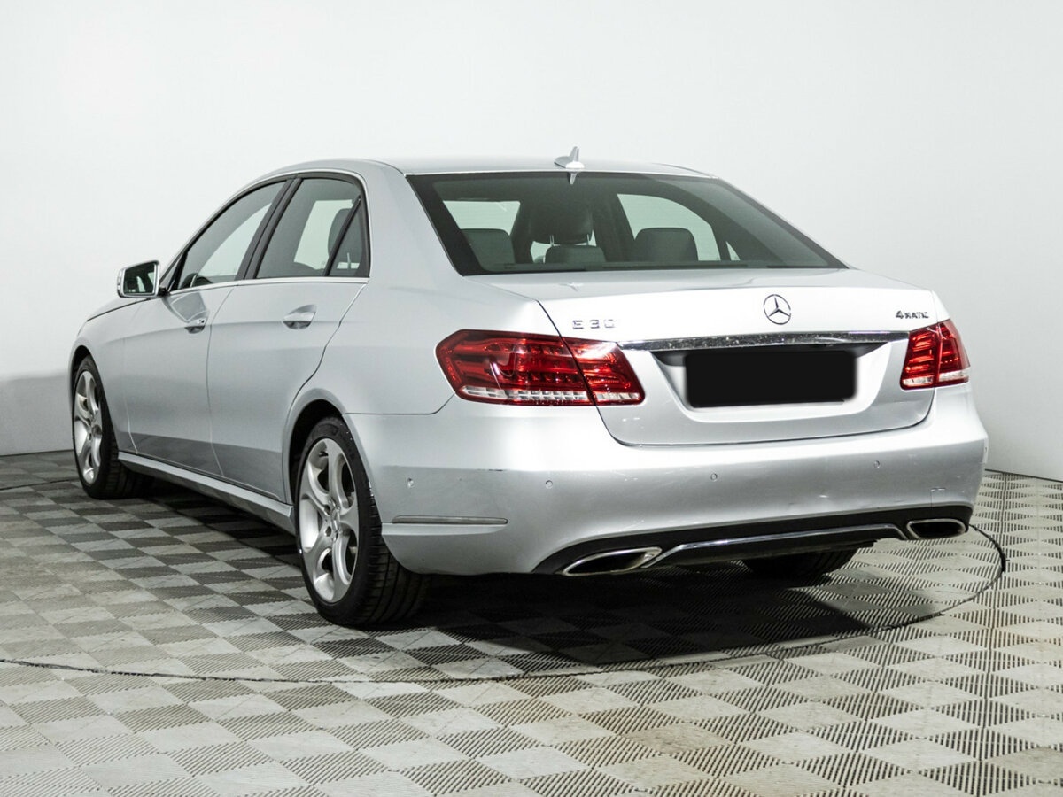 Mercedes-Benz E-Класс 2013 года с пробегом. Фото: #6