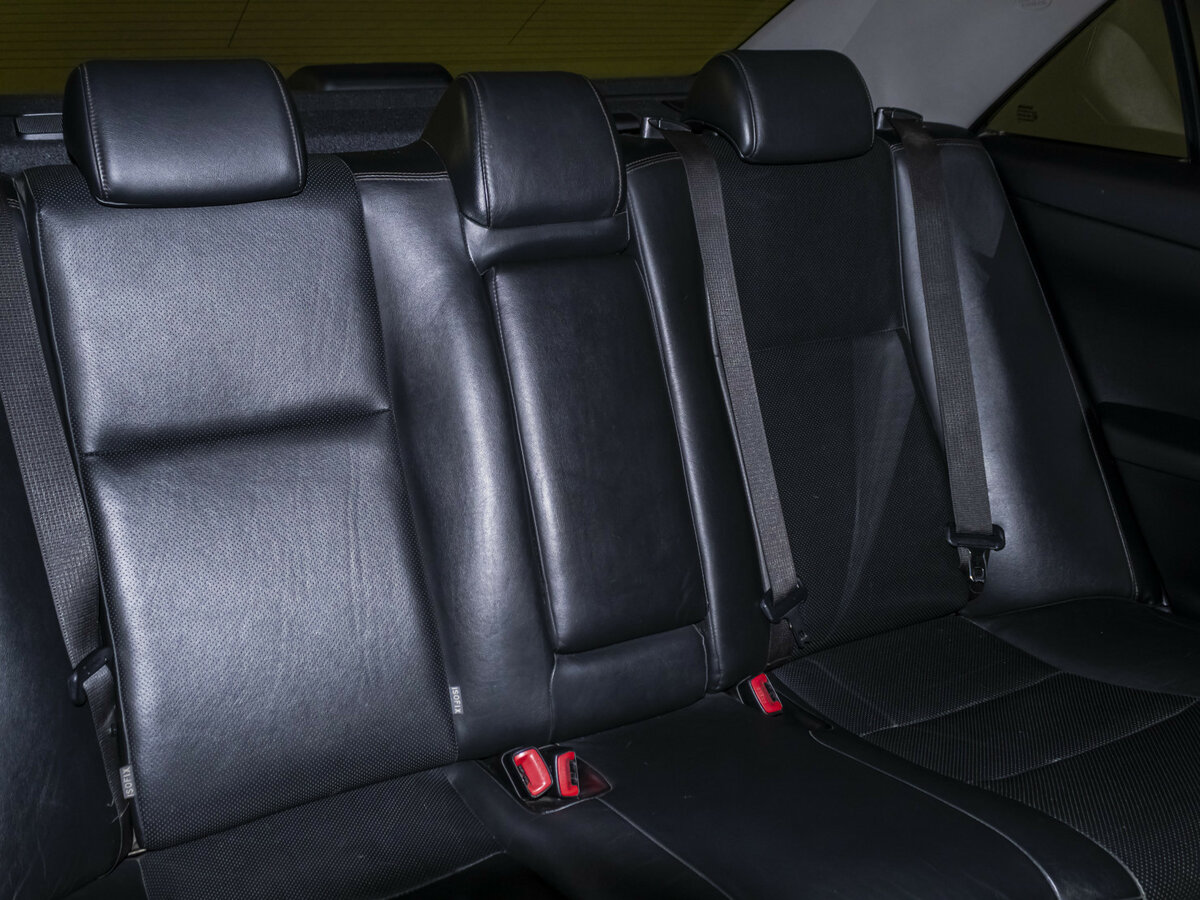 Б/У Тойота Камри 2012 года. Фото: #12