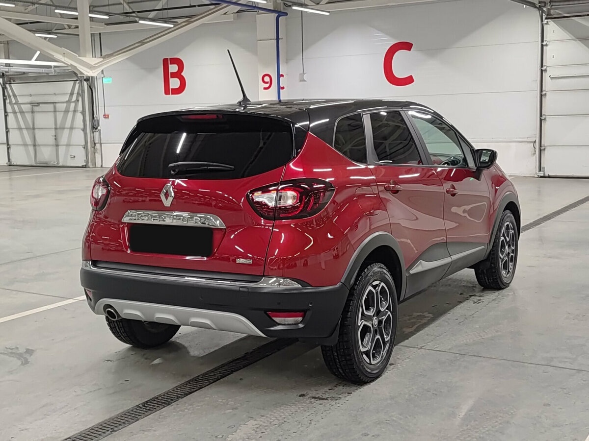 Renault Kaptur 2020 года с пробегом. Фото: #4