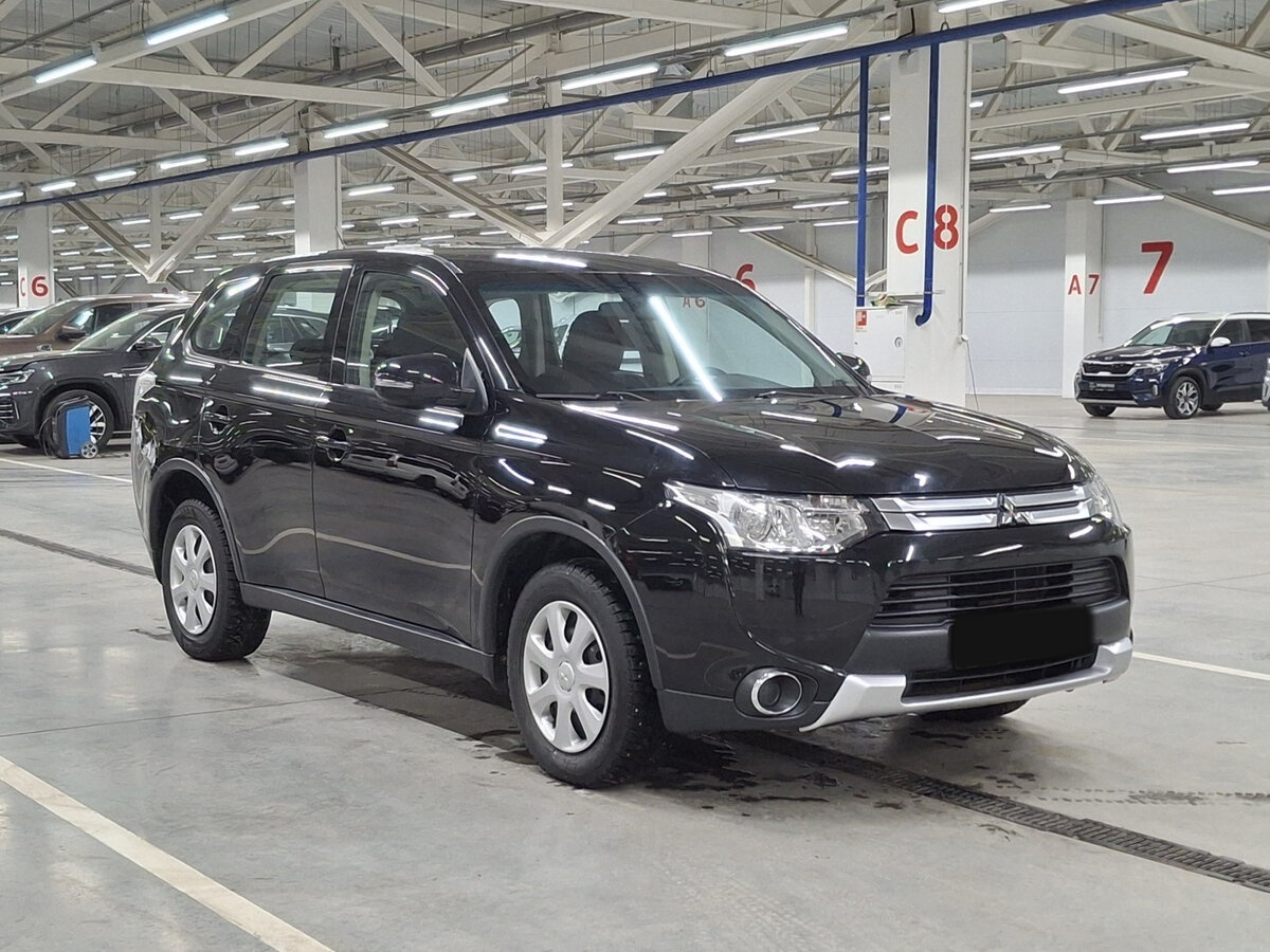 Mitsubishi Outlander 2014 года с пробегом. Фото: #2