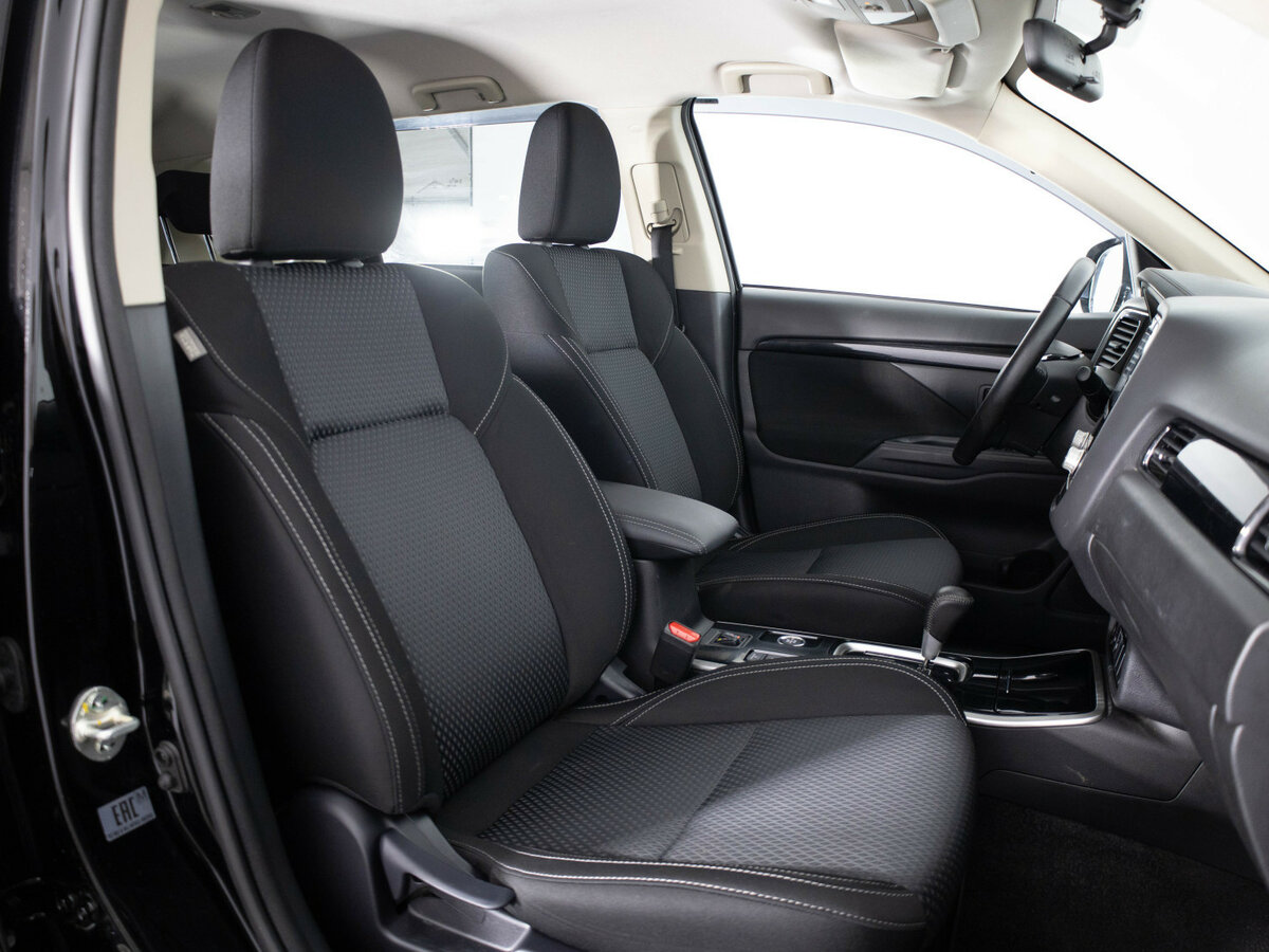 Mitsubishi Outlander 2020 года с пробегом. Фото: #7