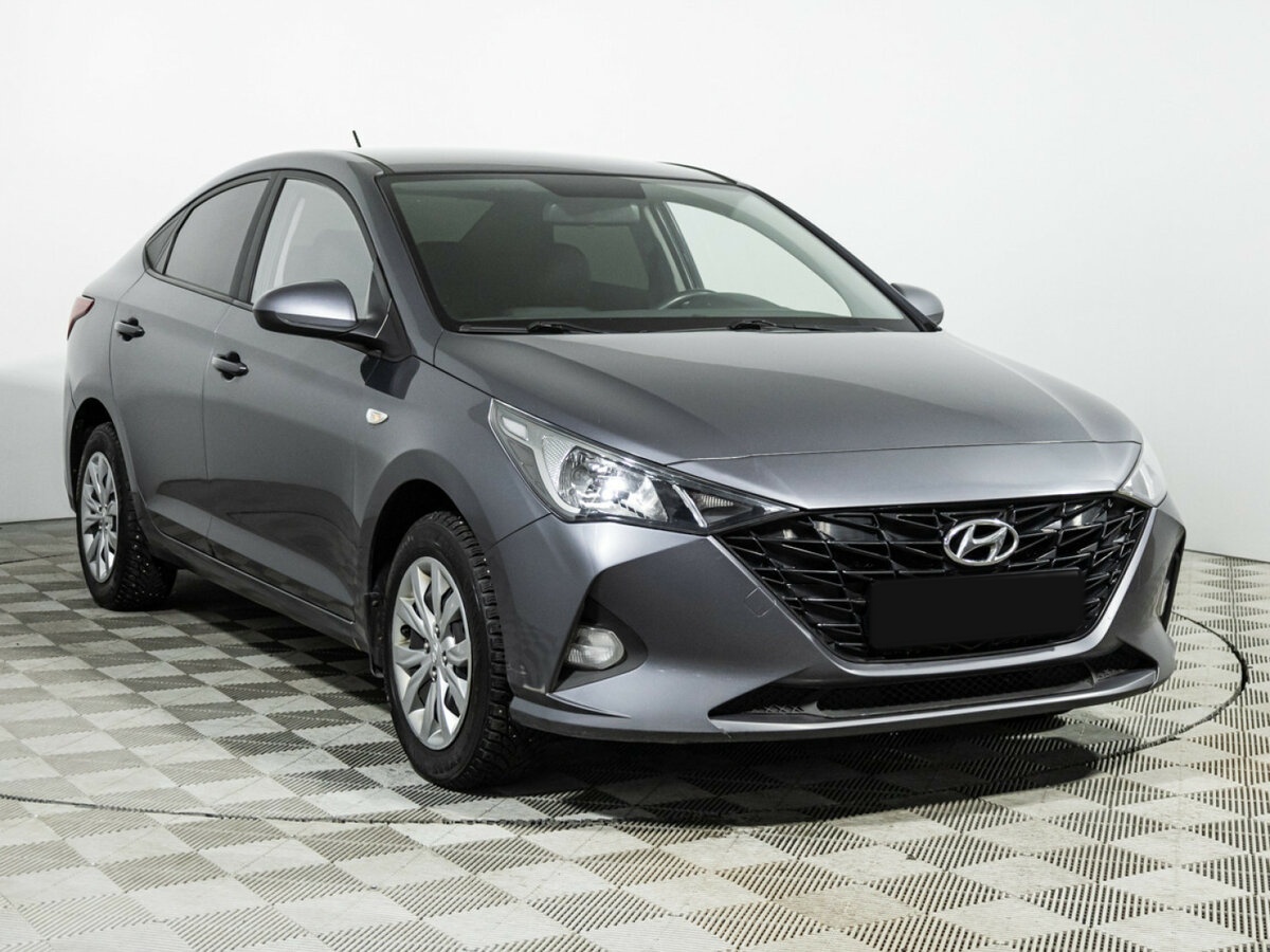 Hyundai Solaris 2021 года с пробегом. Фото: #2