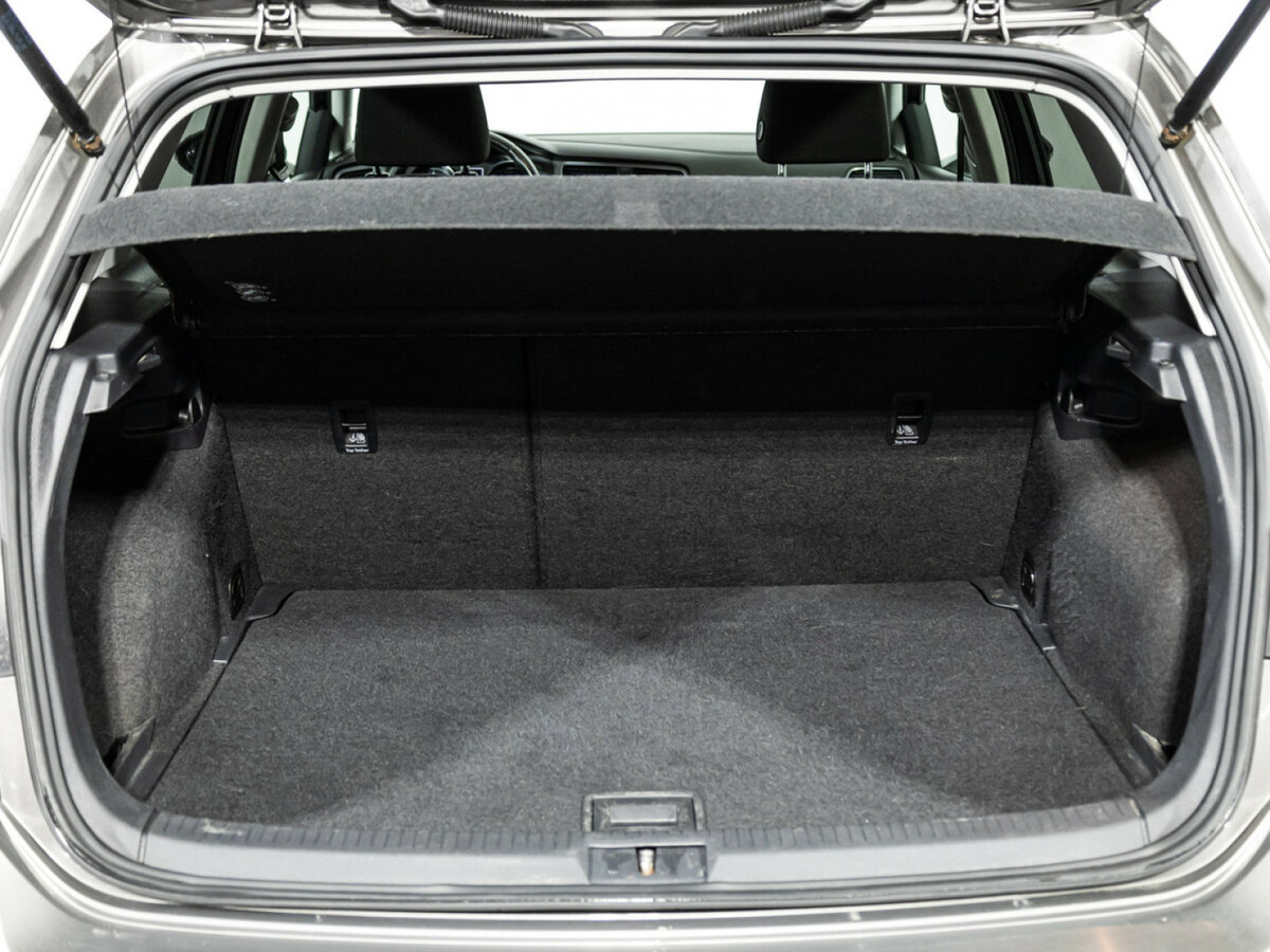 Volkswagen Golf 2013 года с пробегом. Фото: #16